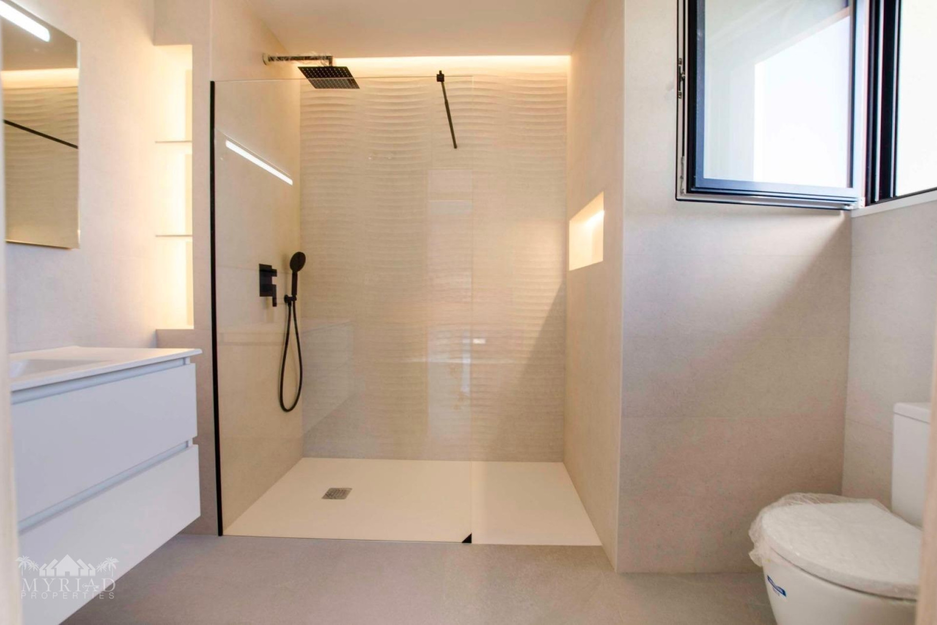 Herverkoop - Villa -
Macisvenda - Macisvenda Murcia