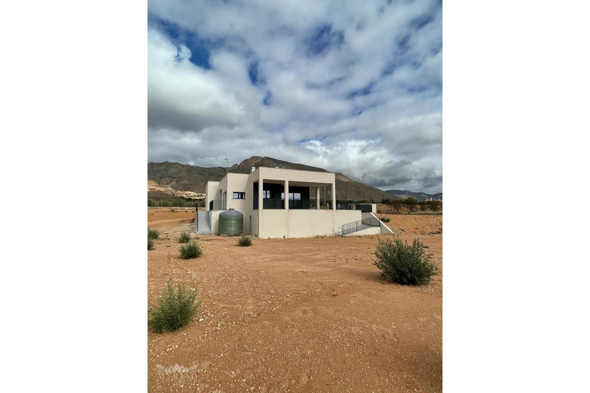 Herverkoop - Villa -
Macisvenda - Macisvenda Murcia