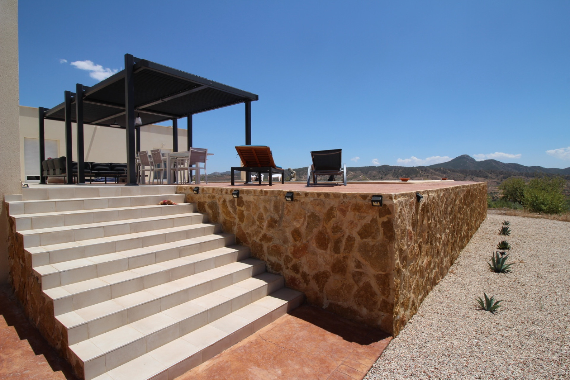 Herverkoop - Villa -
Macisvenda - MACISVENDA