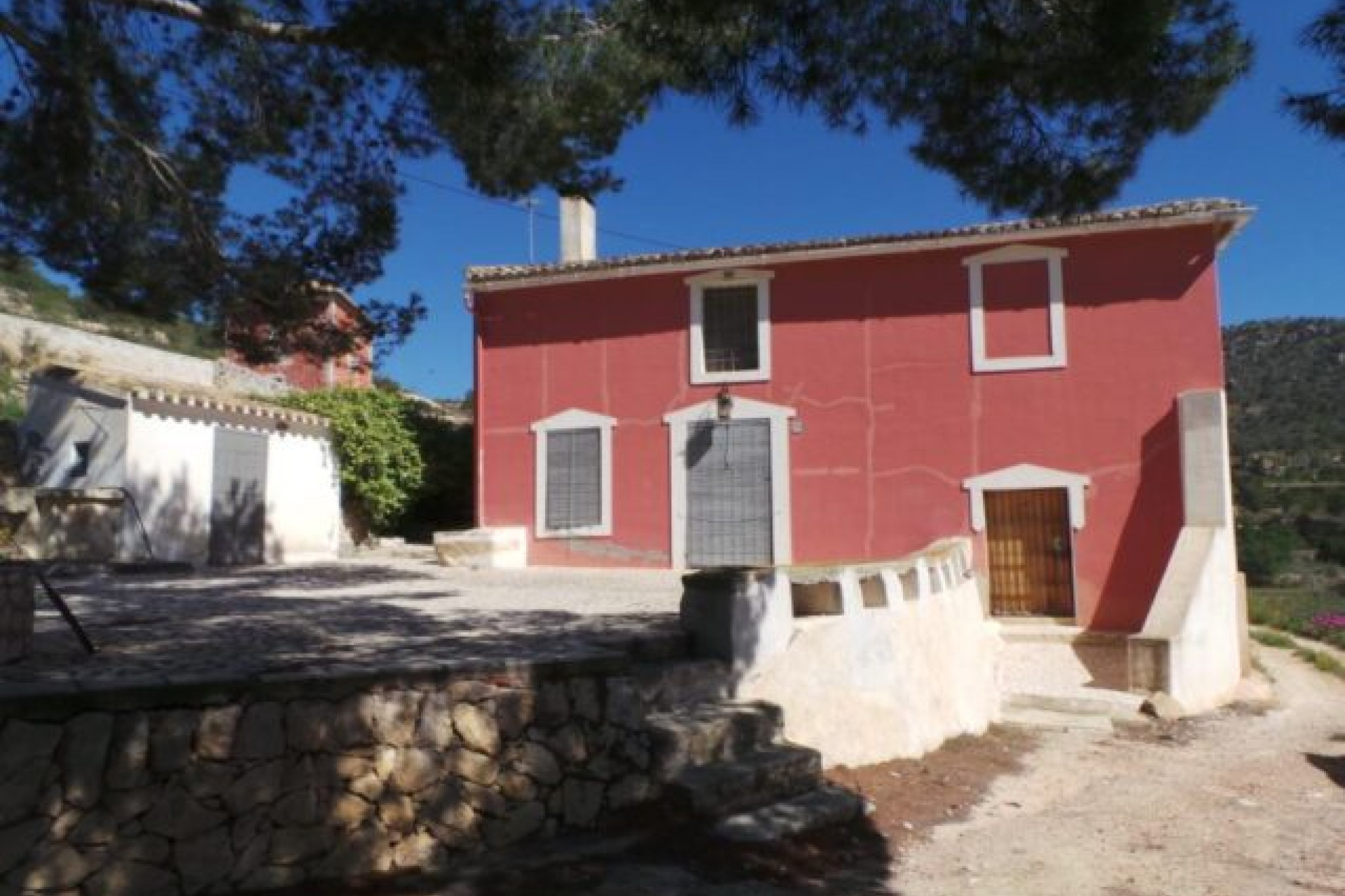 Herverkoop - Villa -
Mon&oacute;var - Monovar