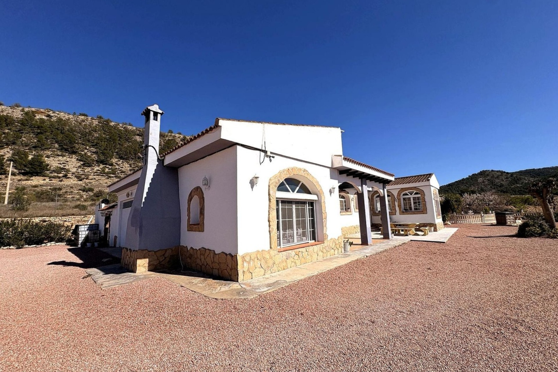 Herverkoop - Villa -
Monóvar/Monóver - Costa Blanca