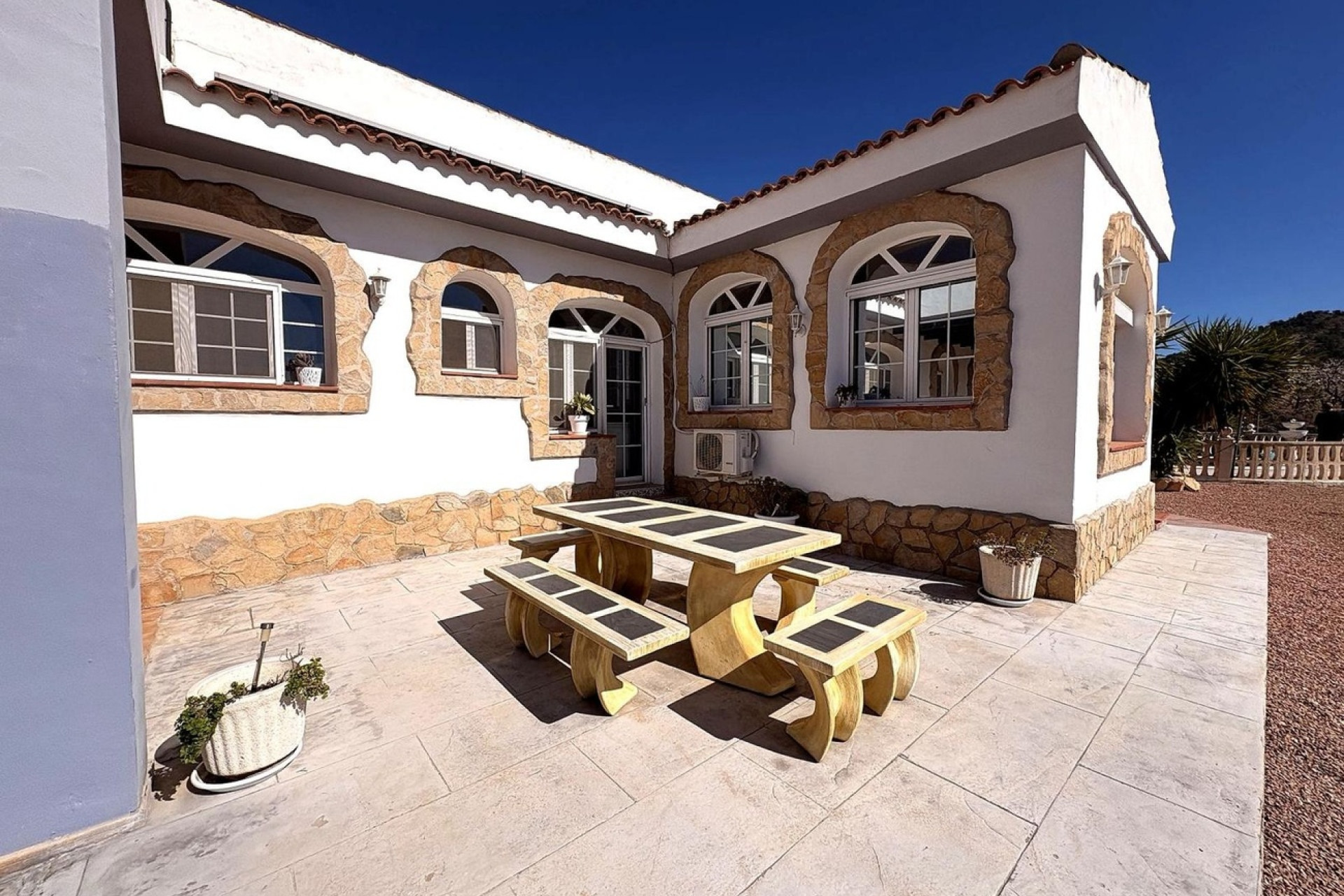 Herverkoop - Villa -
Monóvar/Monóver - Costa Blanca