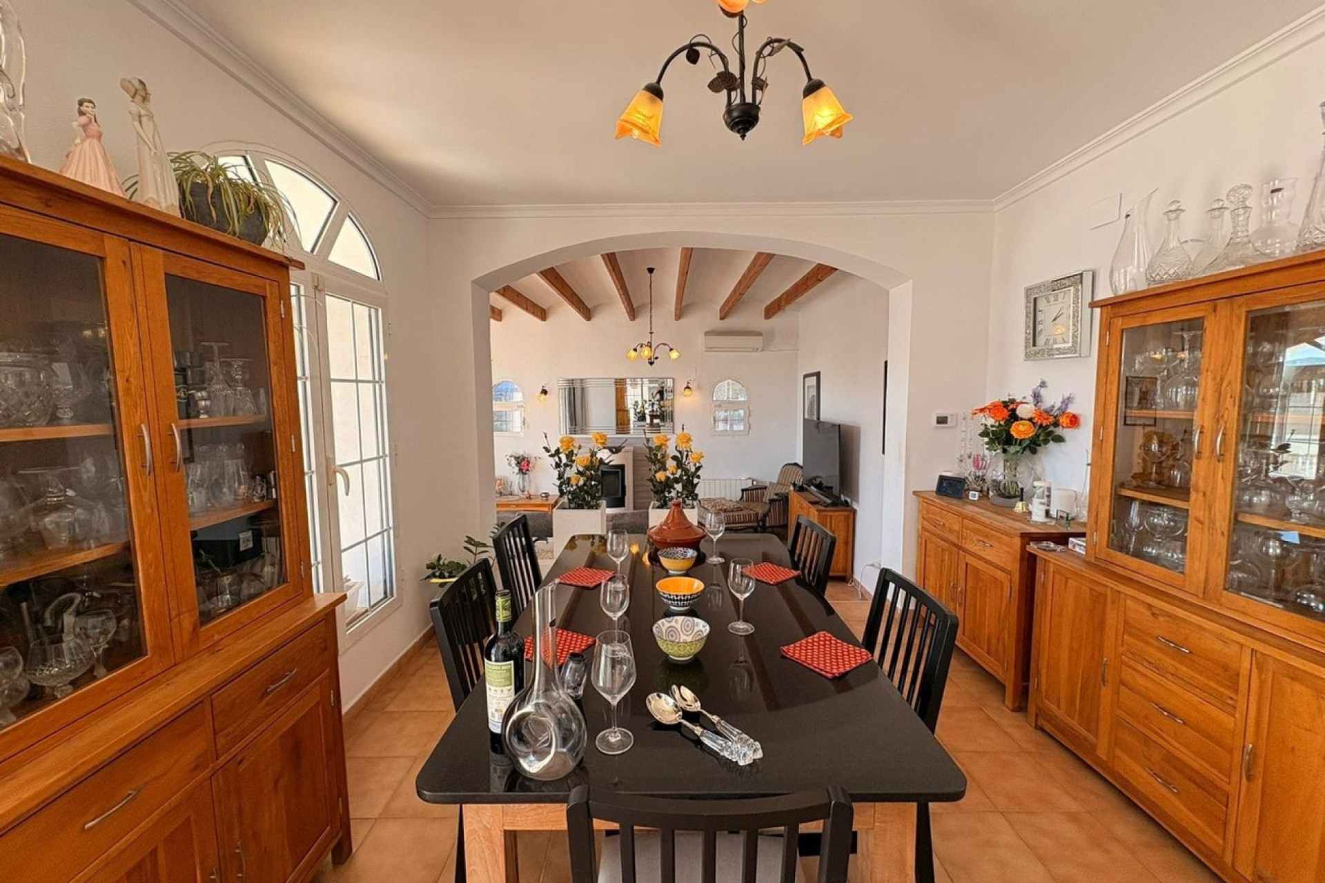 Herverkoop - Villa -
Monóvar/Monóver - Costa Blanca