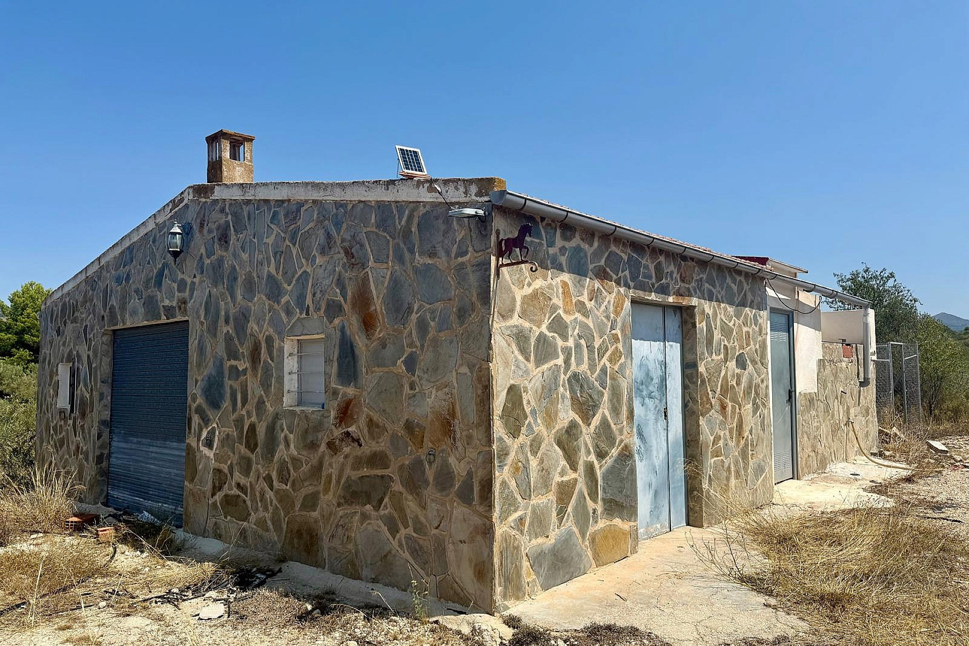 Herverkoop - Villa -
Onil