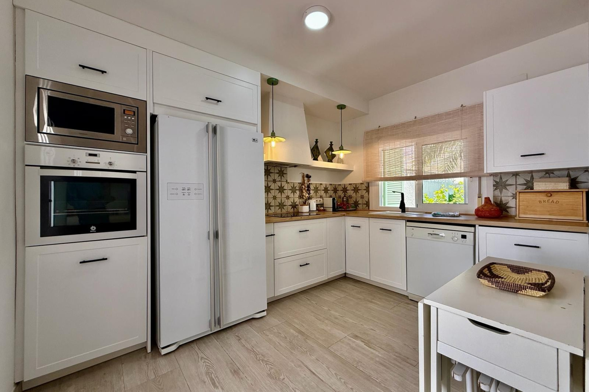 Herverkoop - Villa -
Orihuela Costa - Campoamor