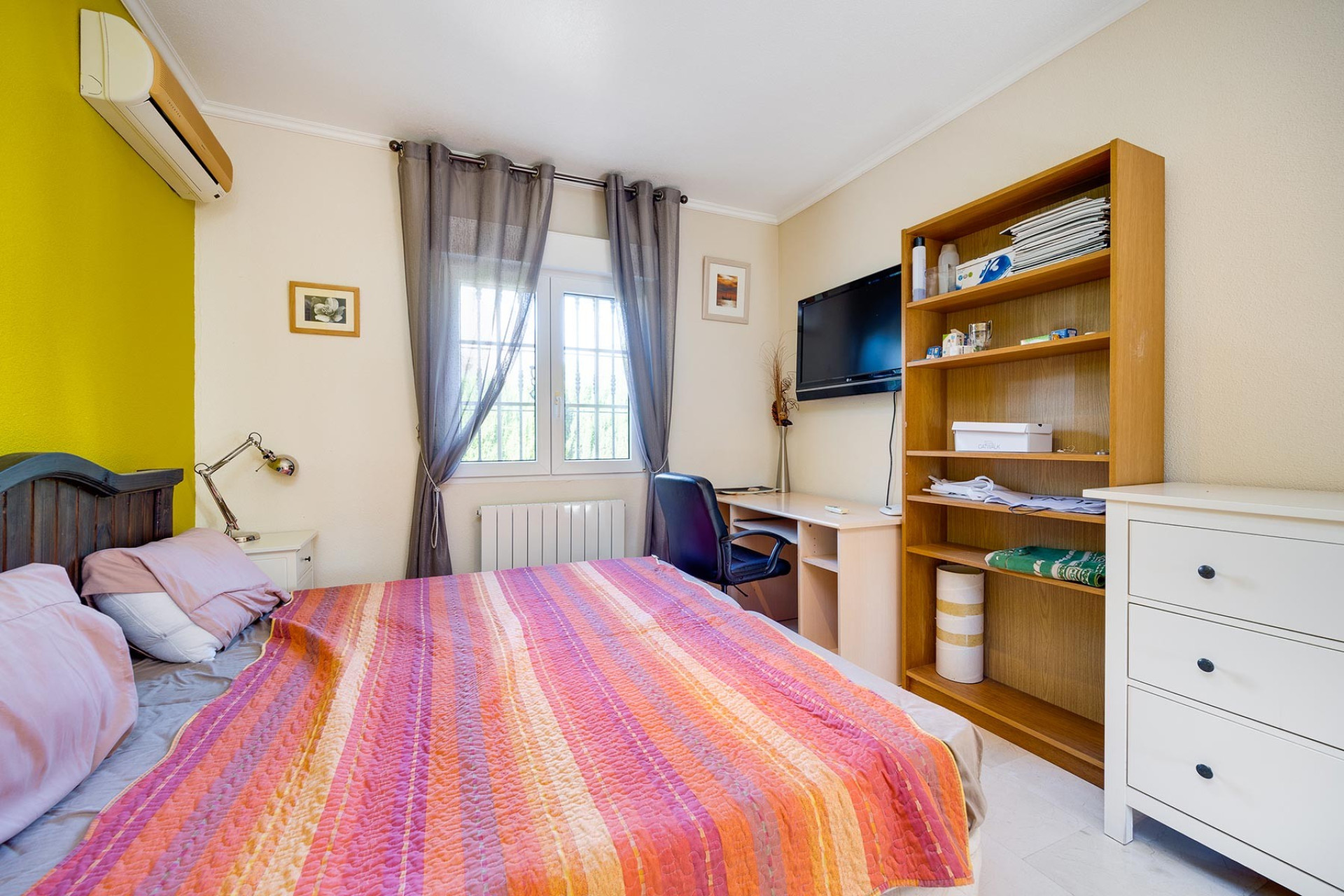 Herverkoop - Villa -
Orihuela Costa - Costa Blanca