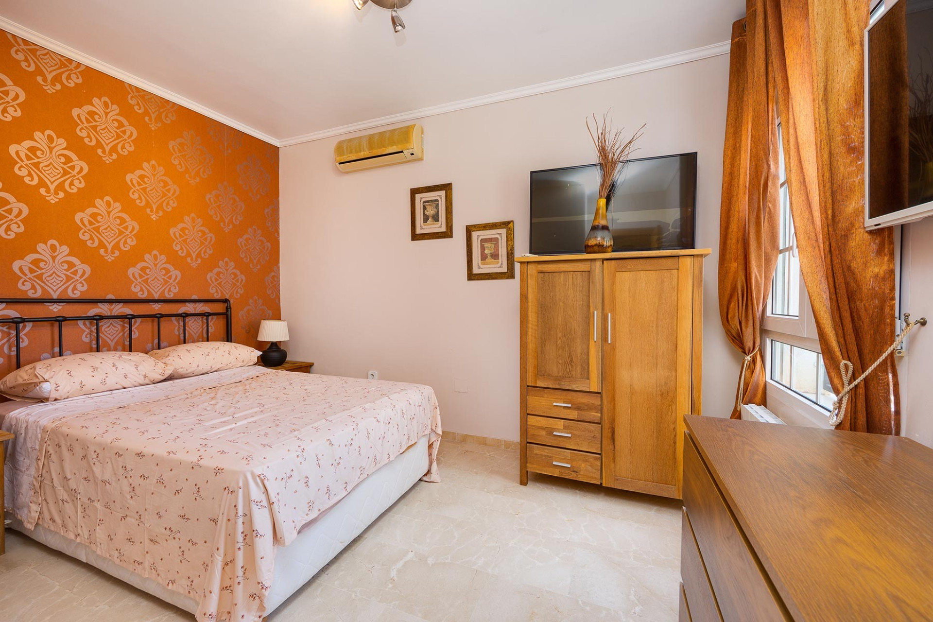 Herverkoop - Villa -
Orihuela Costa - Costa Blanca