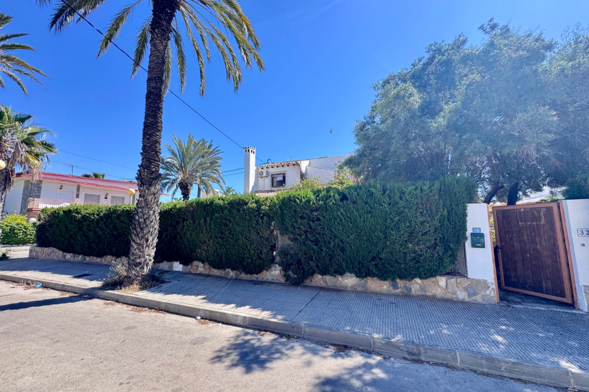 Herverkoop - Villa -
Orihuela Costa - Costa Blanca