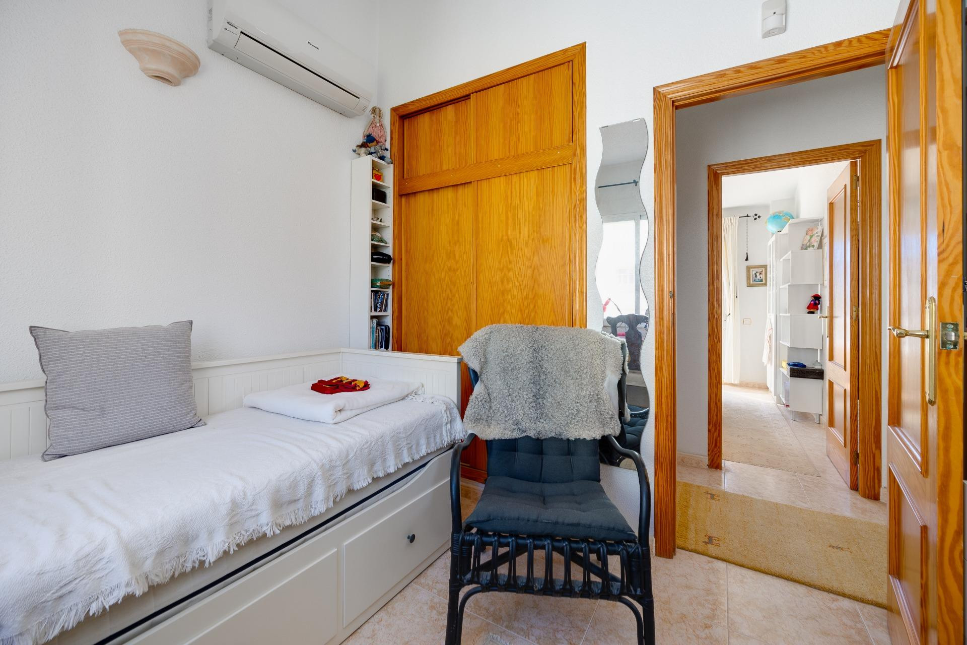 Herverkoop - Villa -
Orihuela Costa - Lomas de Don Juan