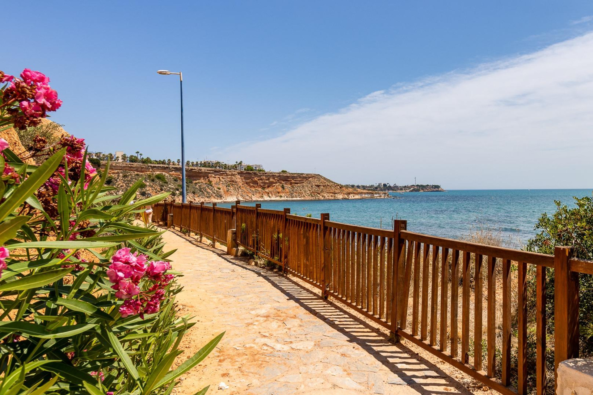 Herverkoop - Villa -
Orihuela Costa - Lomas de Don Juan
