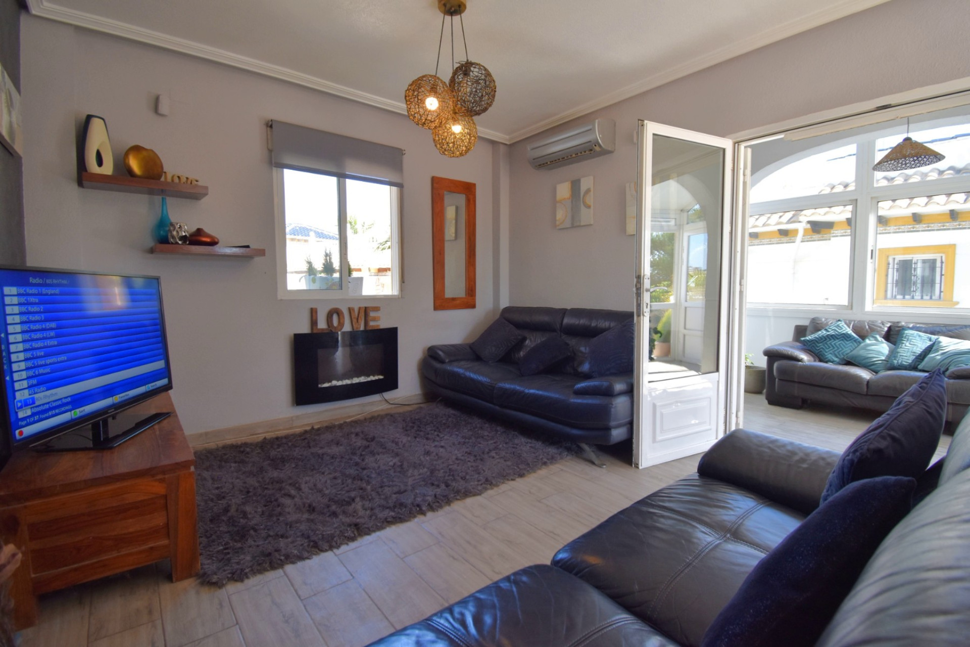 Herverkoop - Villa -
Orihuela Costa - Playa Flamenca