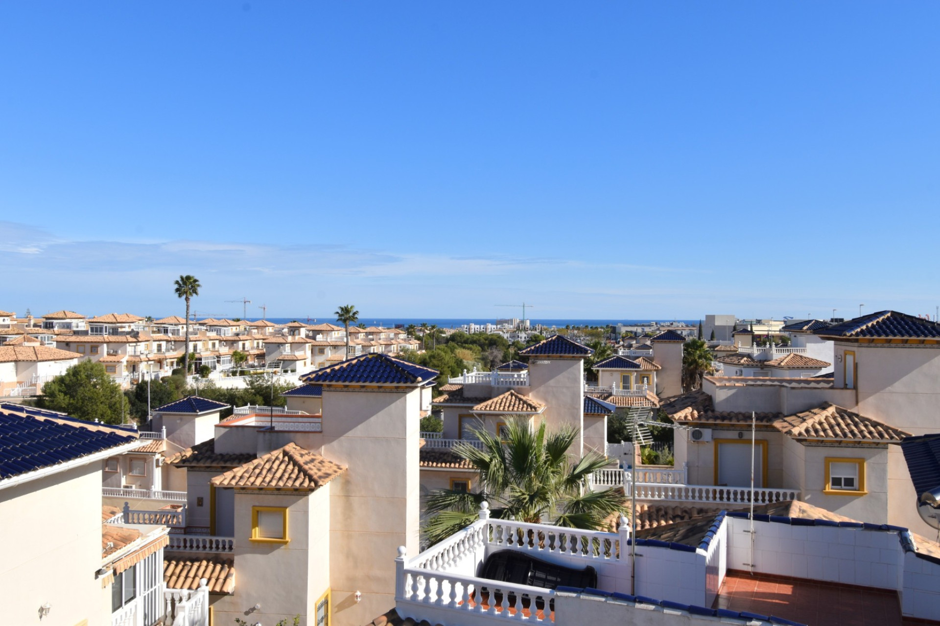 Herverkoop - Villa -
Orihuela Costa - Playa Flamenca