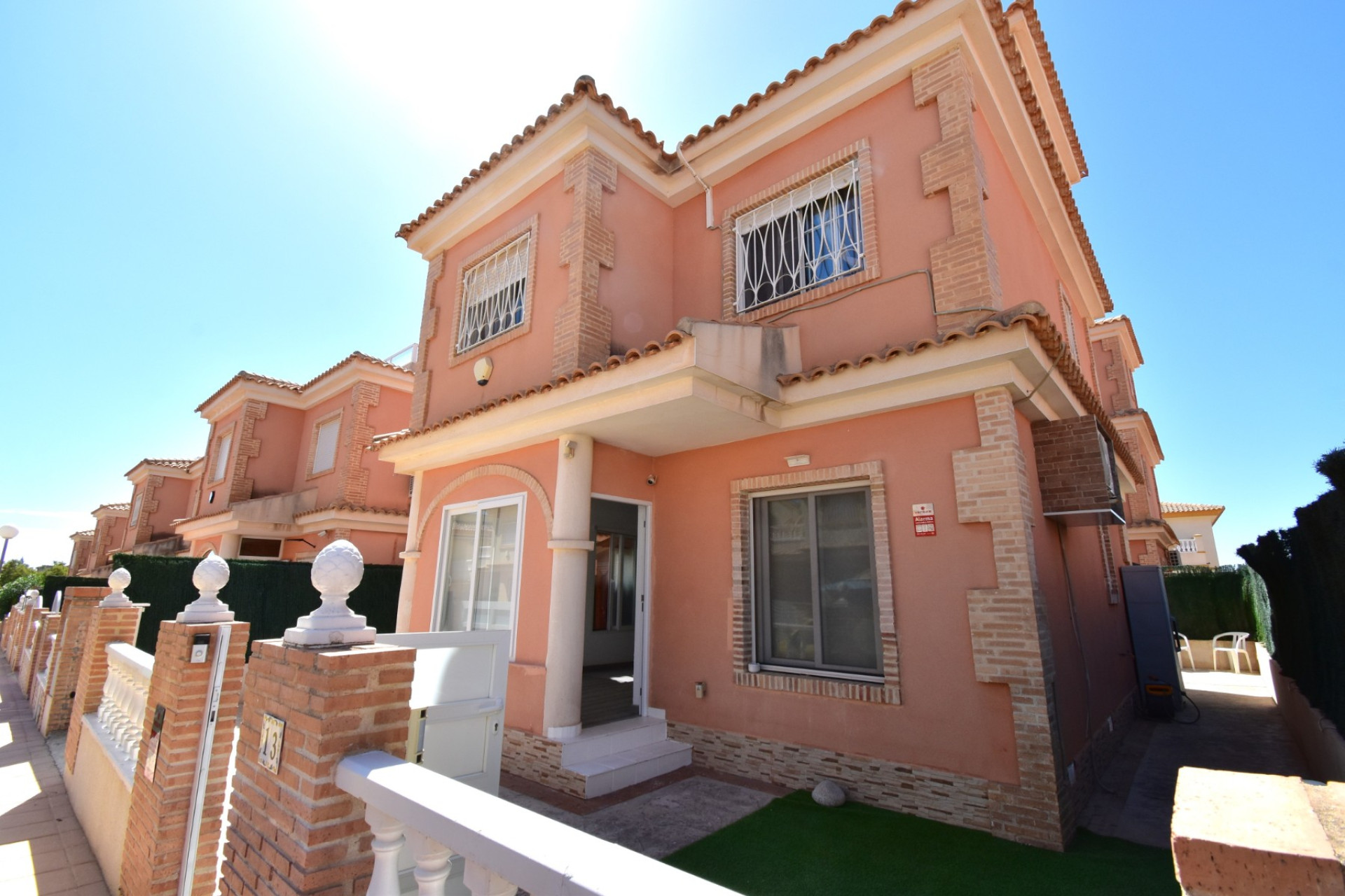 Herverkoop - Villa -
Orihuela Costa - Playa Flamenca