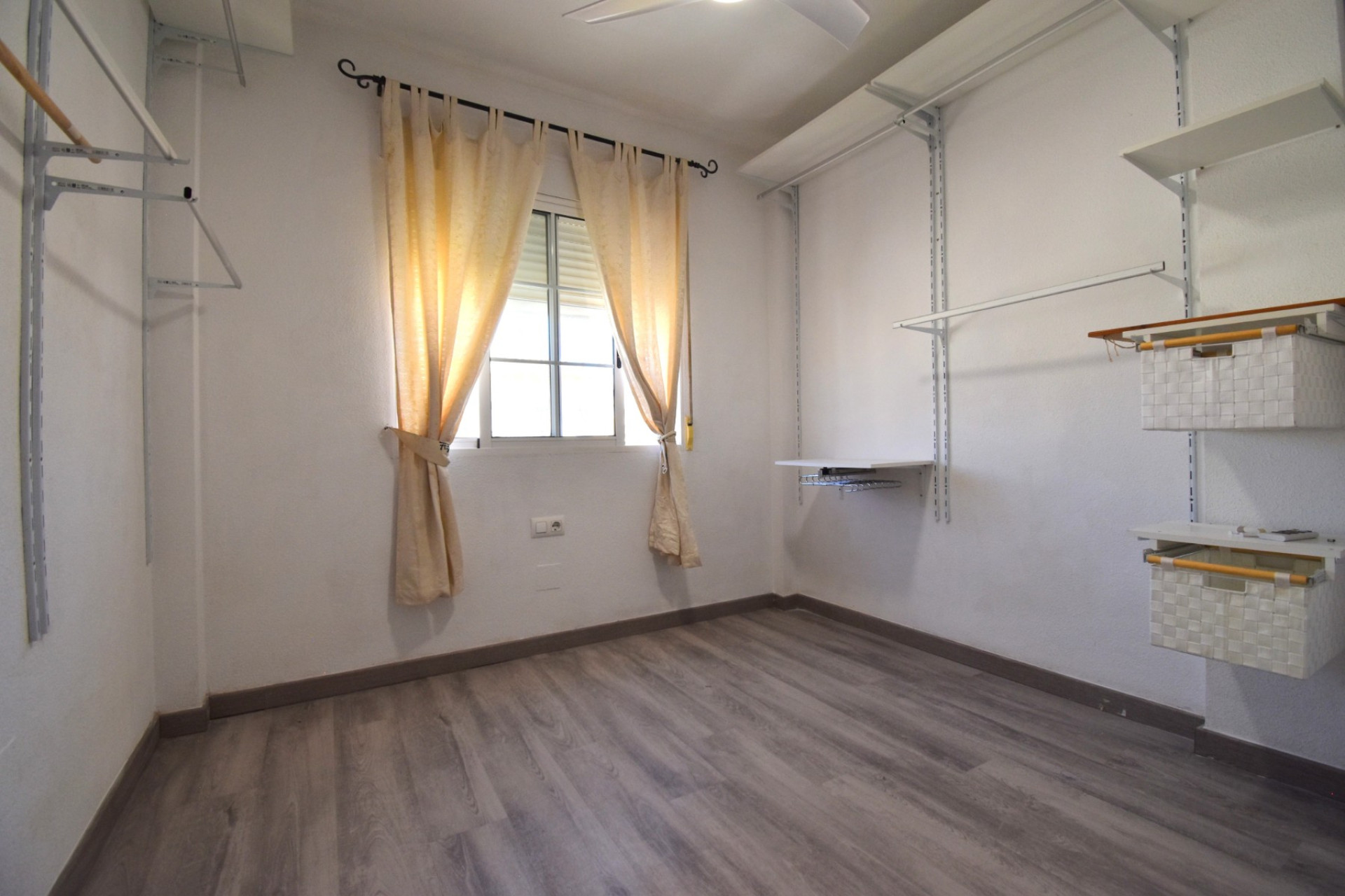 Herverkoop - Villa -
Orihuela Costa - Playa Flamenca