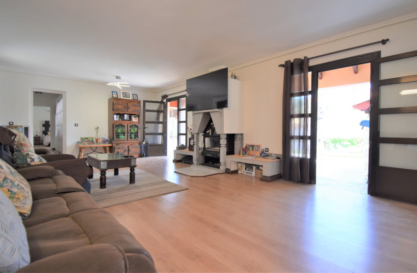 Herverkoop - Villa -
Orihuela Costa - Villamartin