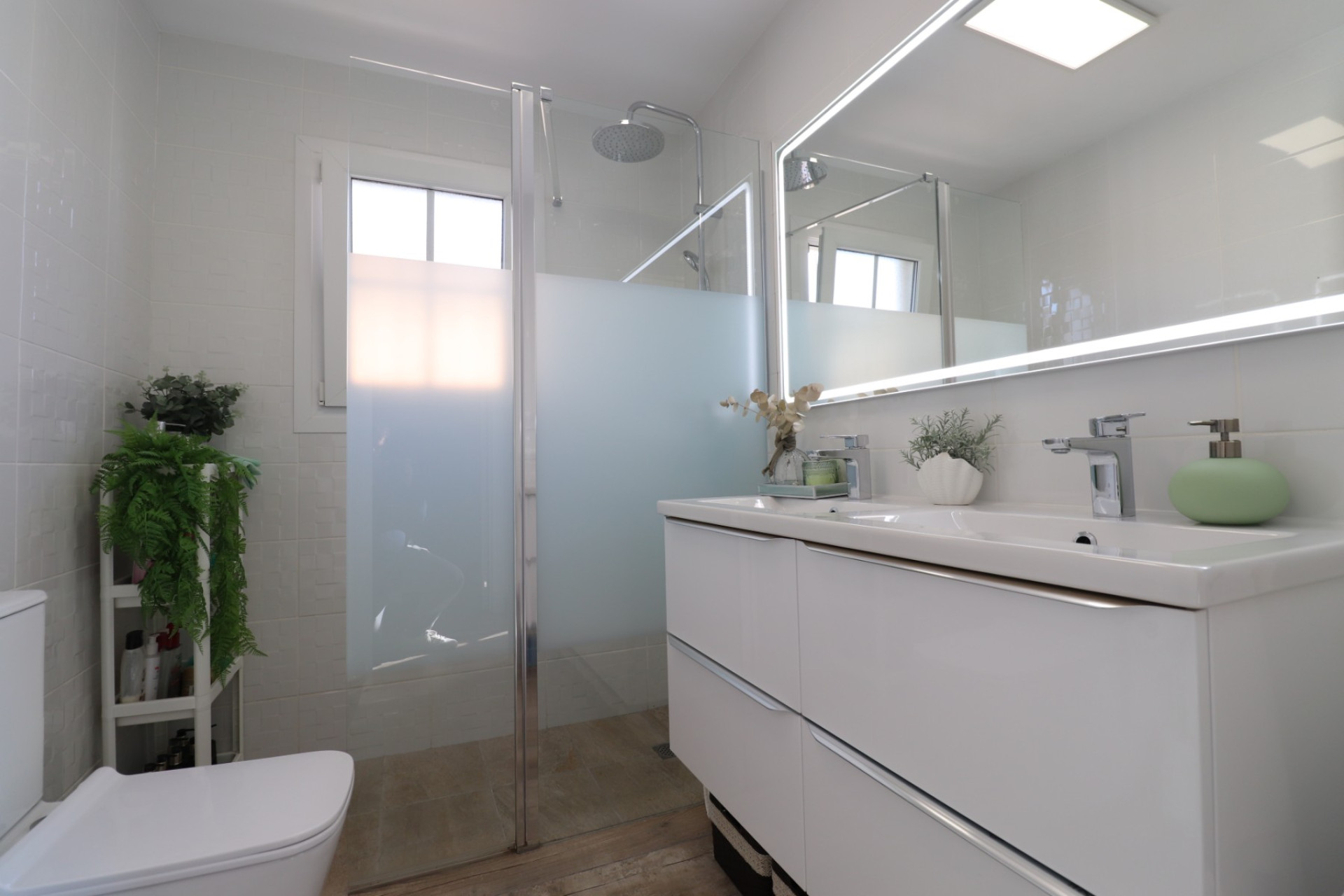 Herverkoop - Villa -
Orihuela Costa - Villamartin