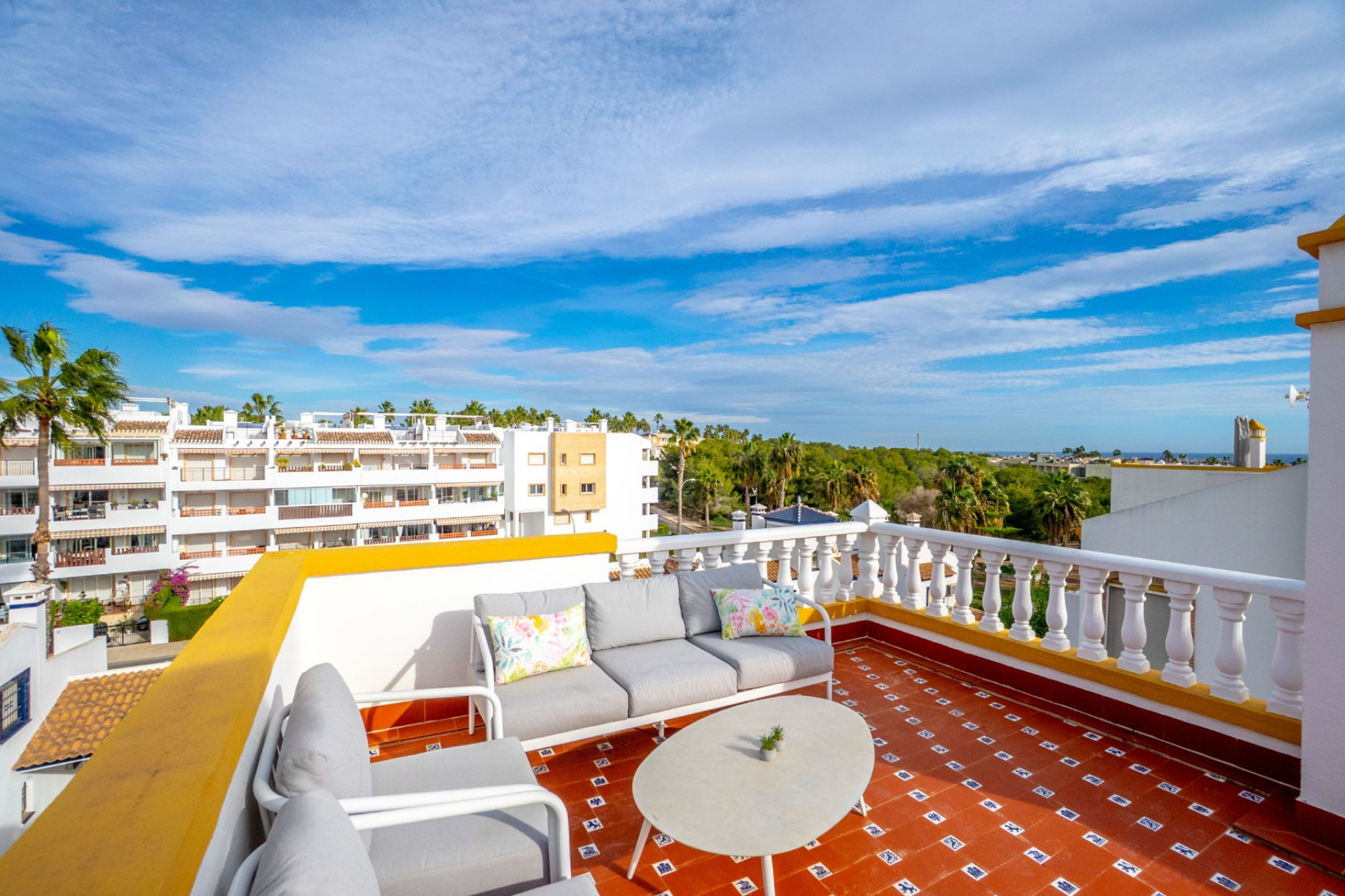 Herverkoop - Villa -
Orihuela Costa - Villamartín