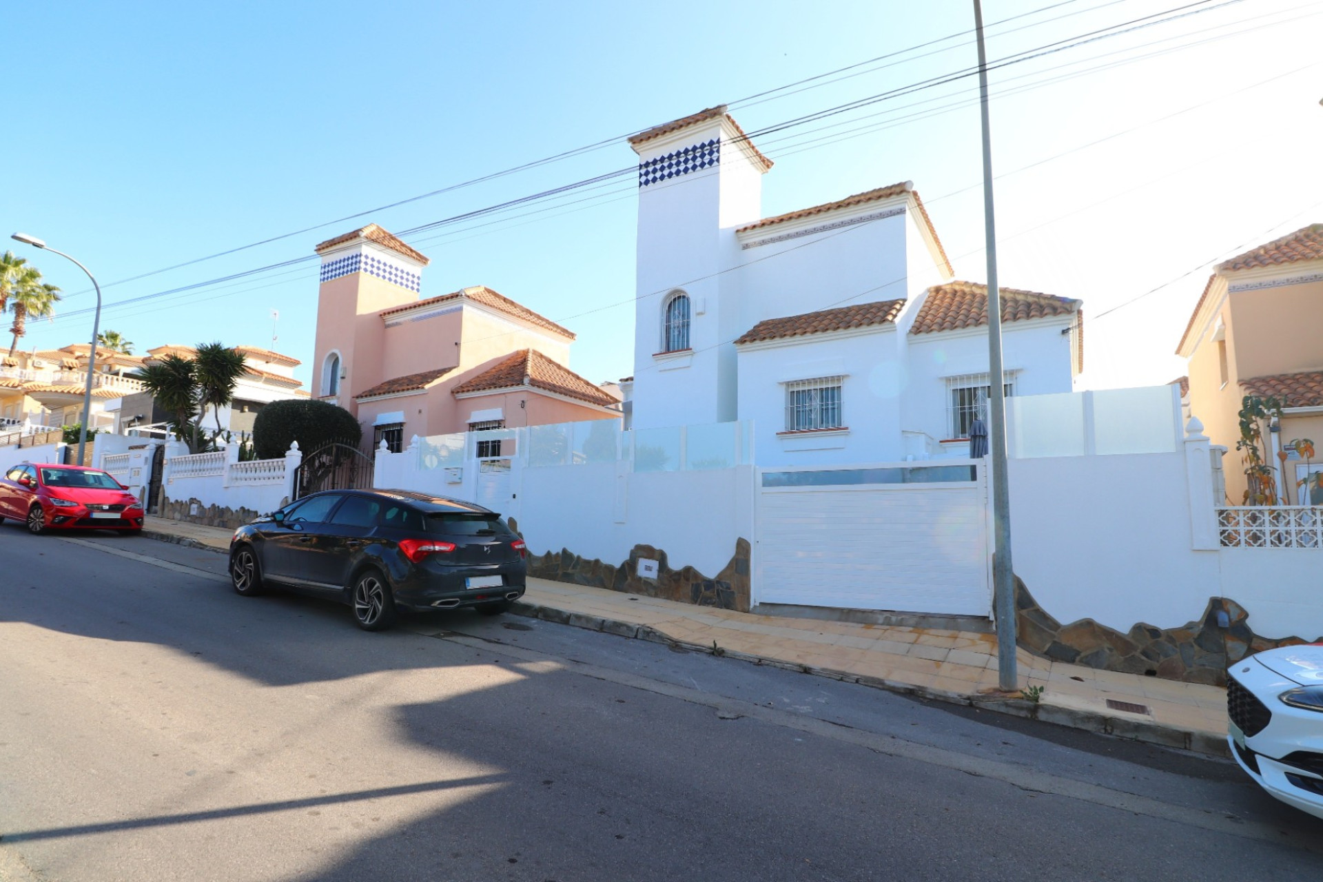 Herverkoop - Villa -
Orihuela Costa - Villamartin
