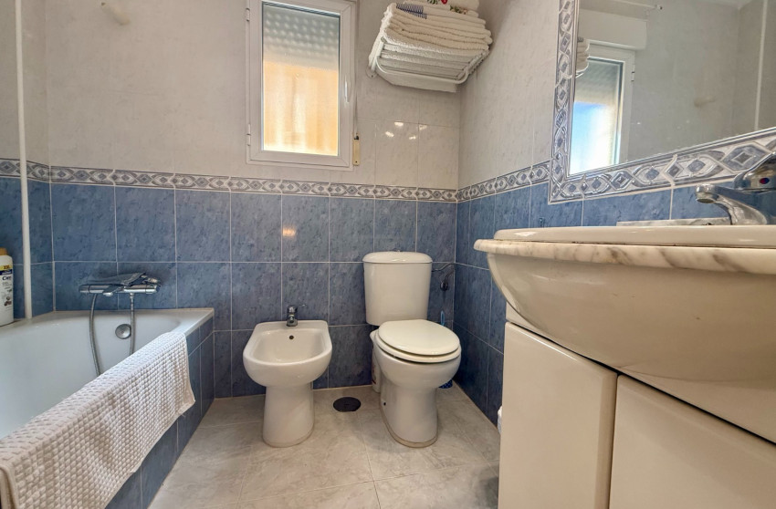 Herverkoop - Villa -
Orihuela Costa - Villamartín