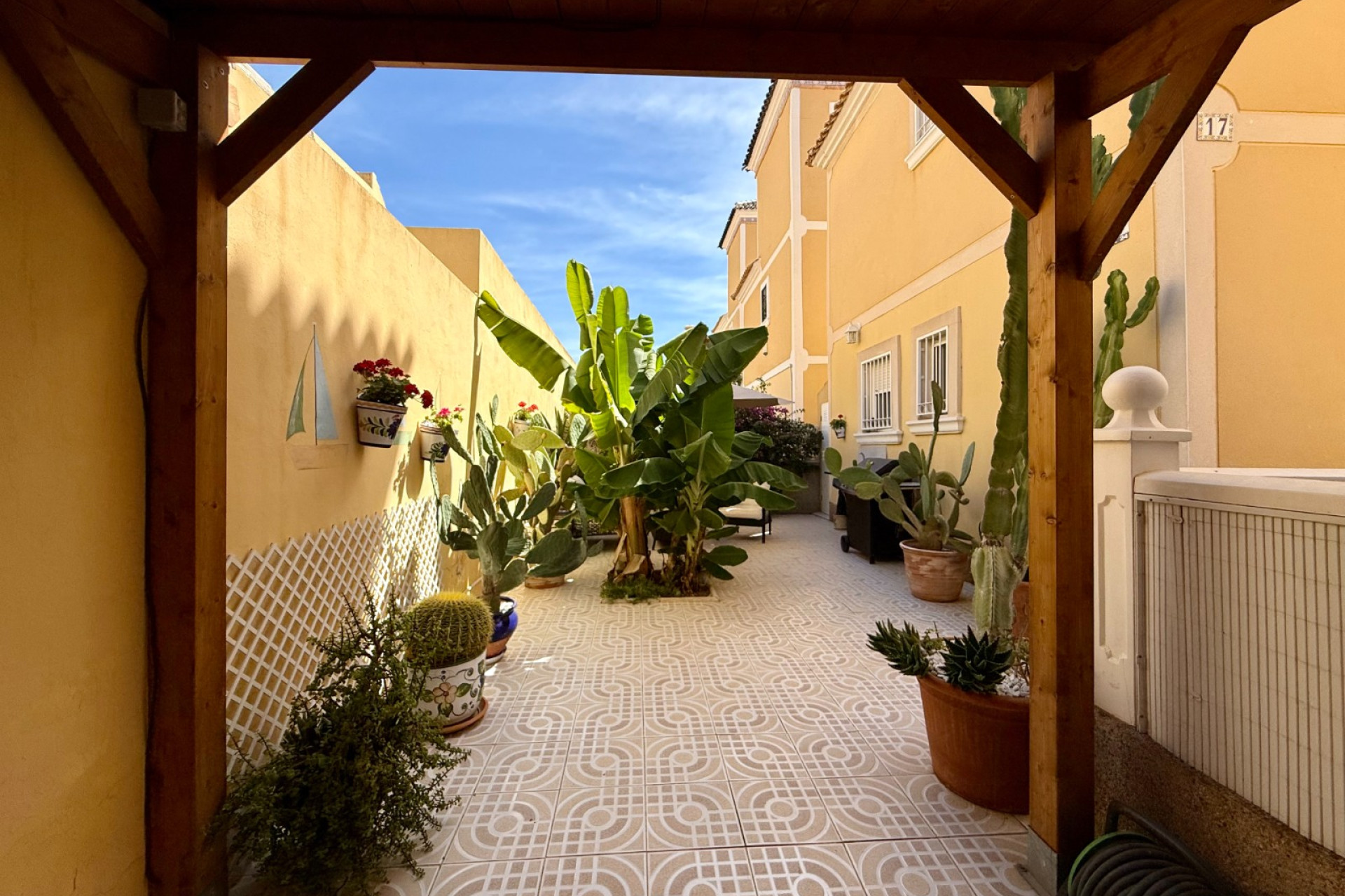 Herverkoop - Villa -
Orihuela Costa - Villamartín