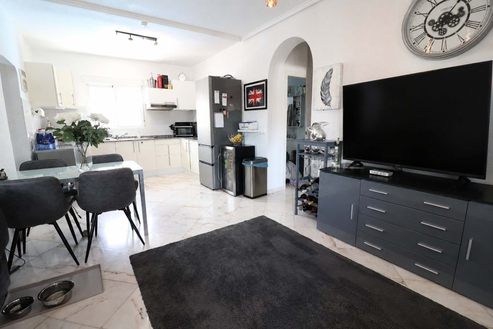 Herverkoop - Villa -
Orihuela Costa - Villamartin