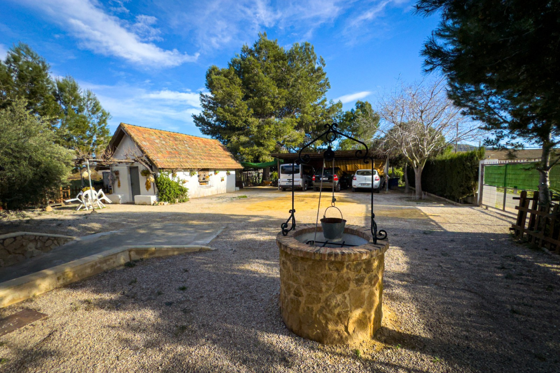 Herverkoop - Villa -
Orihuela