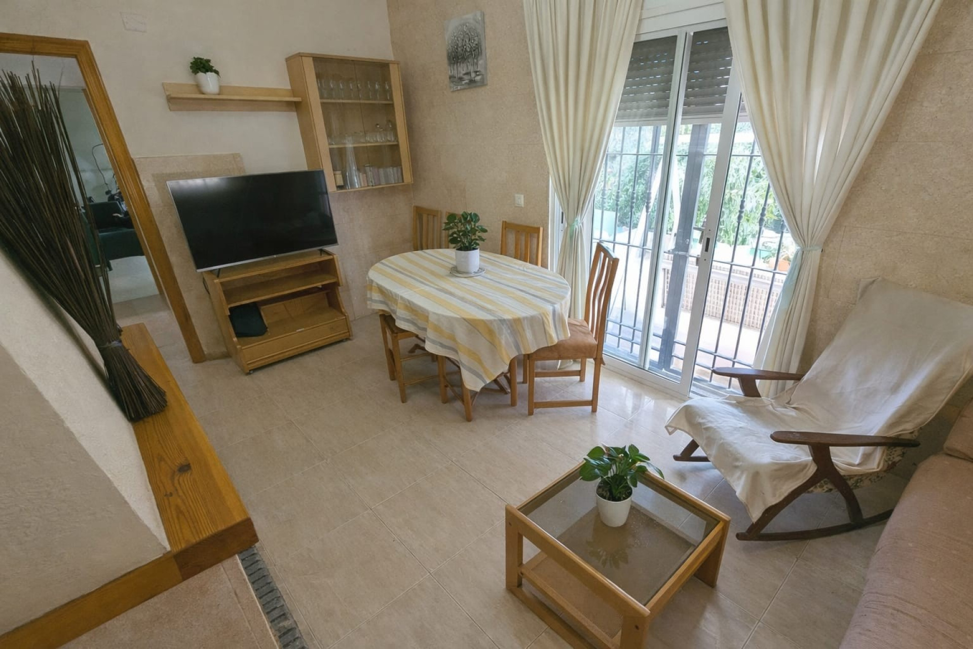 Herverkoop - Villa -
Orihuela