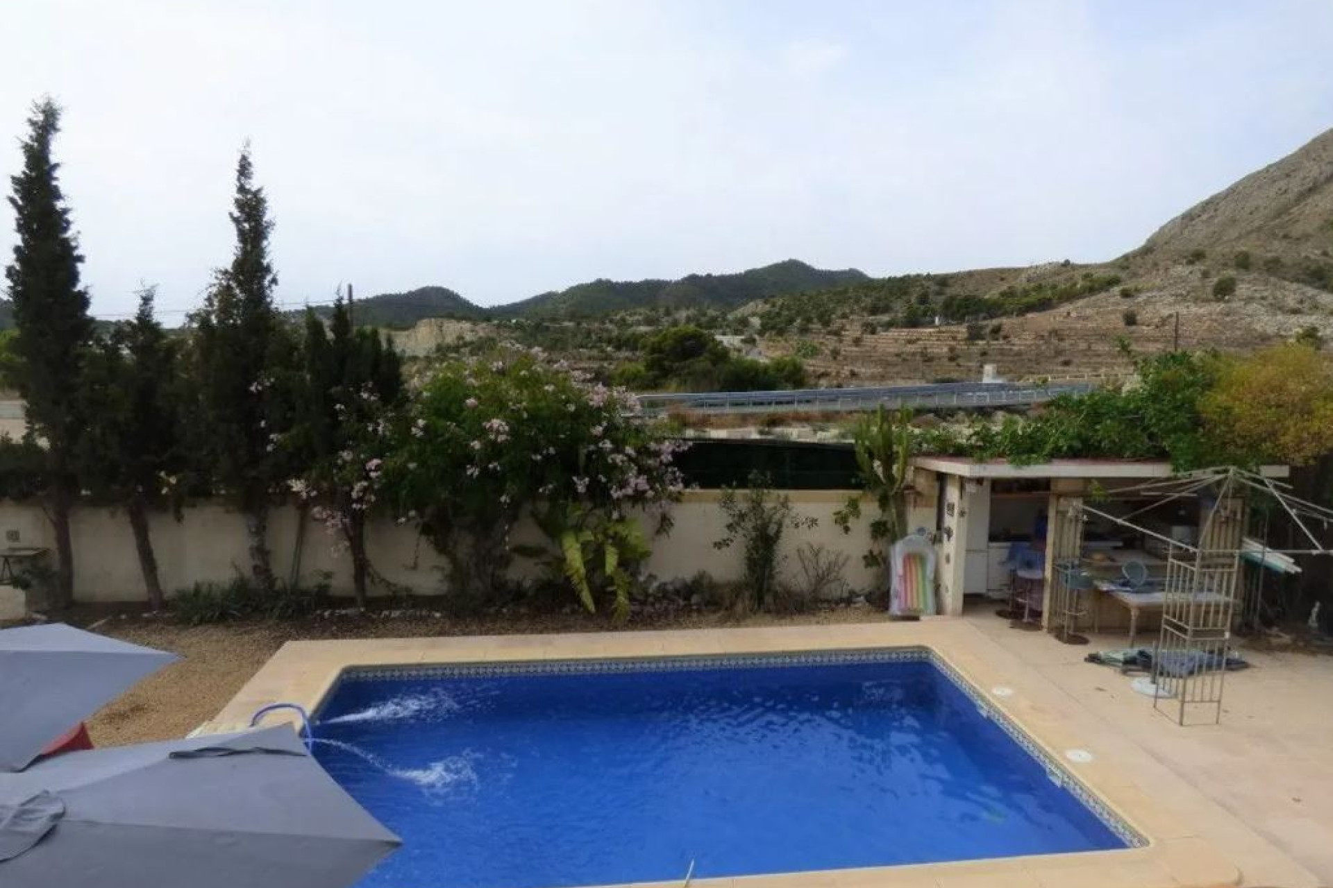 Herverkoop - Villa -
Orxeta - Costa Blanca