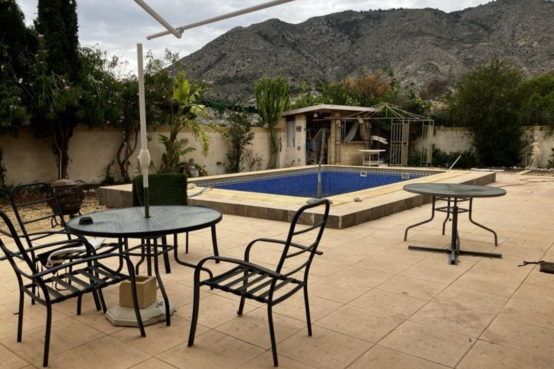 Herverkoop - Villa -
Orxeta - Costa Blanca