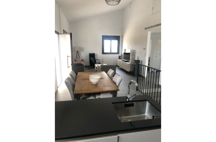 Herverkoop - Villa -
Pinoso - Inland