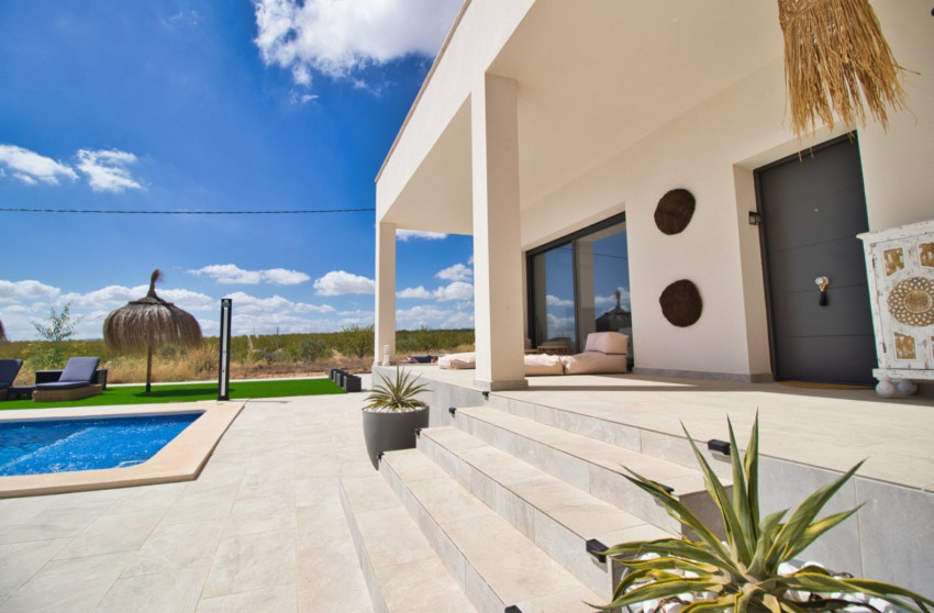 Herverkoop - Villa -
Pinoso - Inland