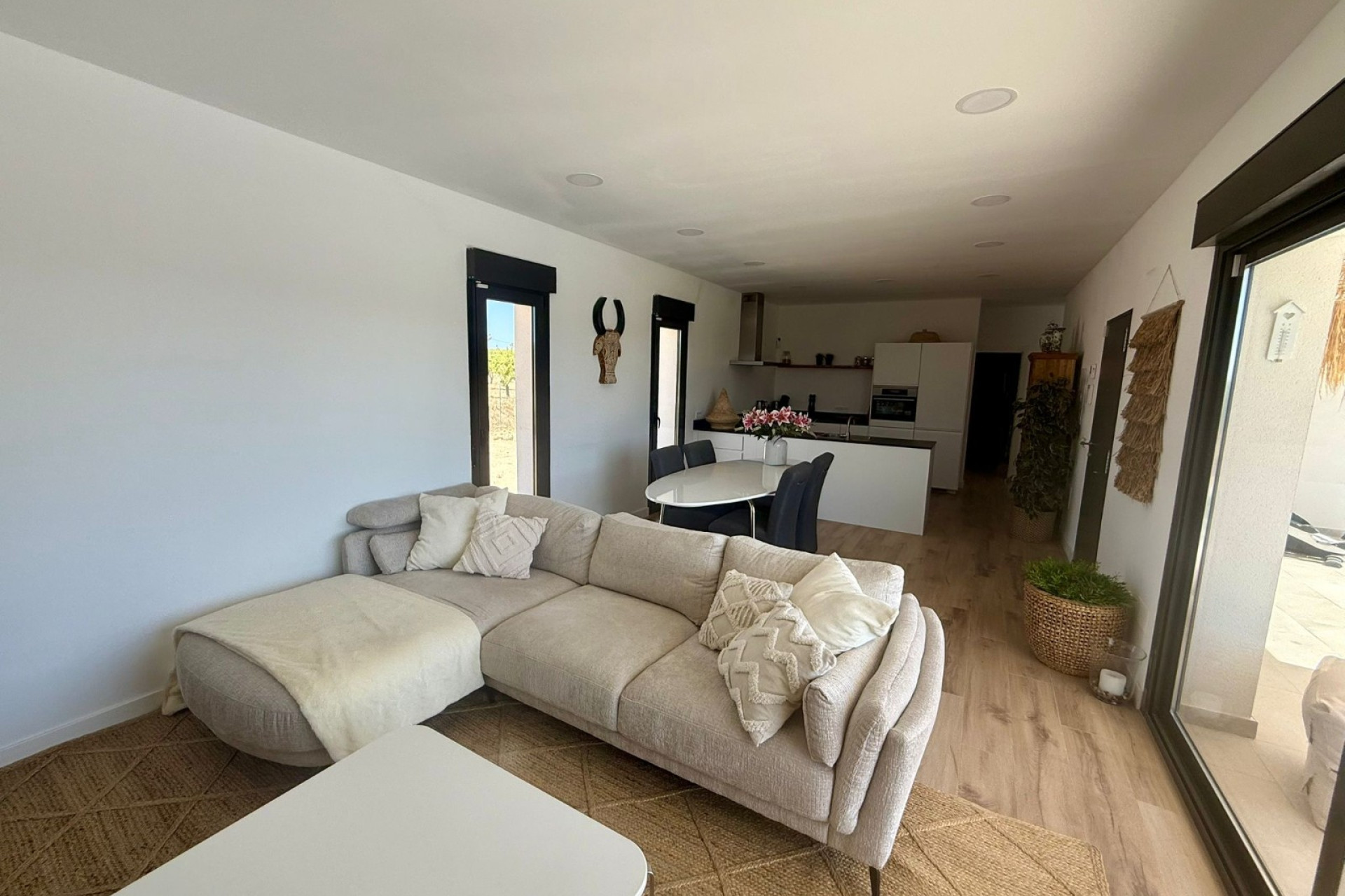 Herverkoop - Villa -
Pinoso - Inland