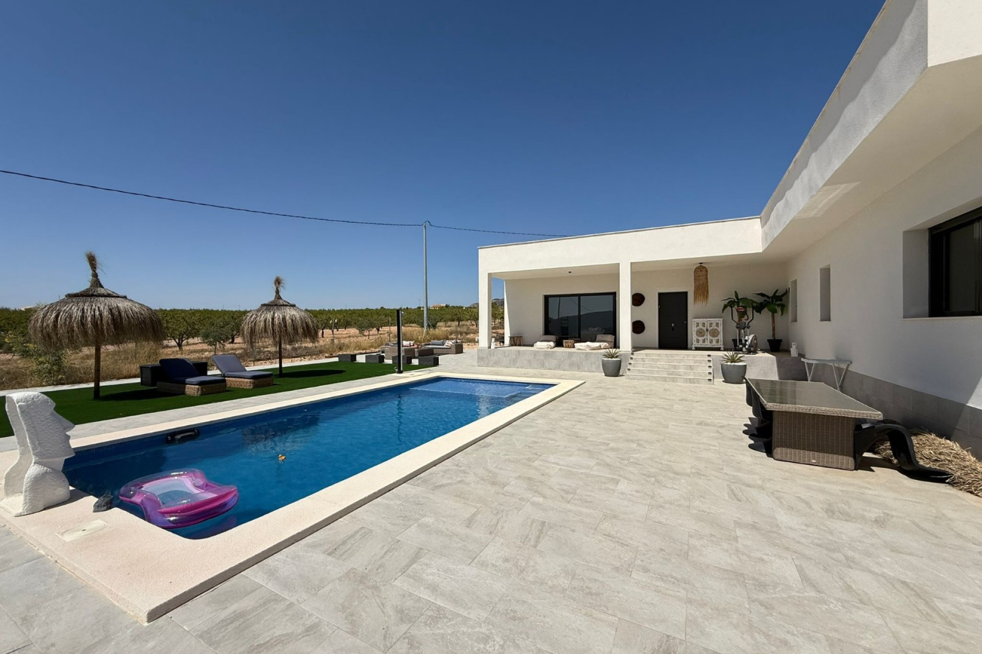 Herverkoop - Villa -
Pinoso - Inland