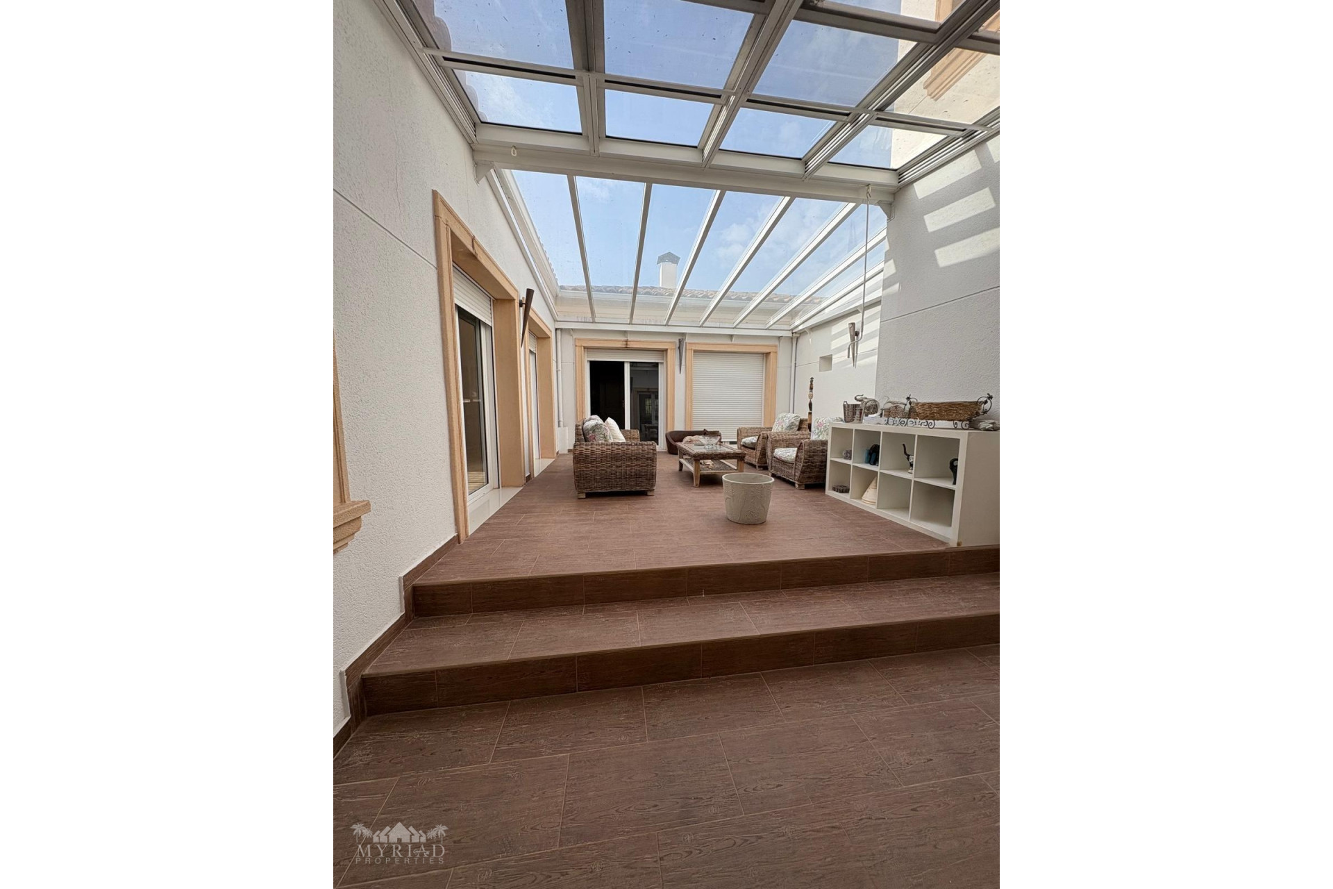 Herverkoop - Villa -
Pinoso - Pinoso Alicante