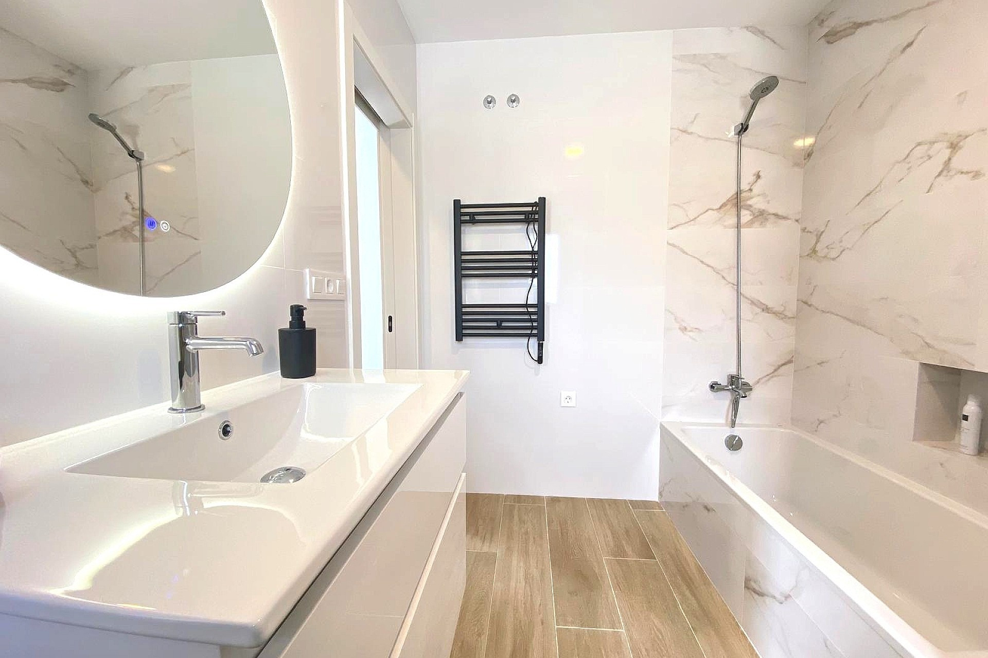 Herverkoop - Villa -
Pinoso