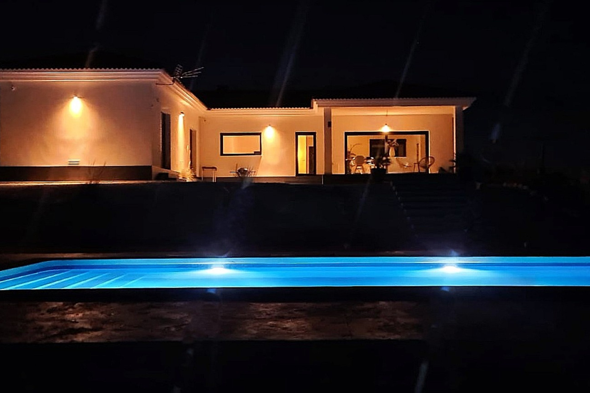 Herverkoop - Villa -
Pinoso