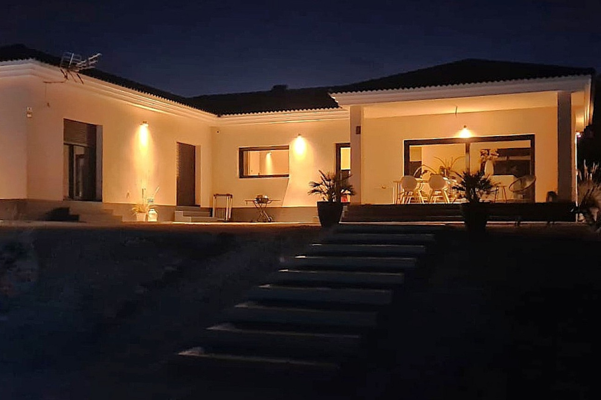 Herverkoop - Villa -
Pinoso