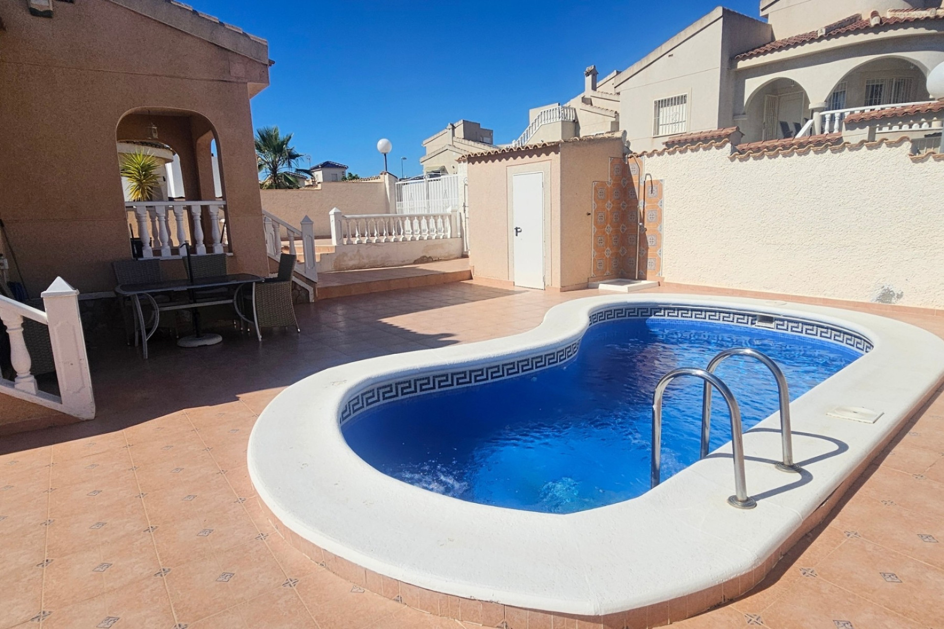 Herverkoop - Villa -
Rojales - Benimar