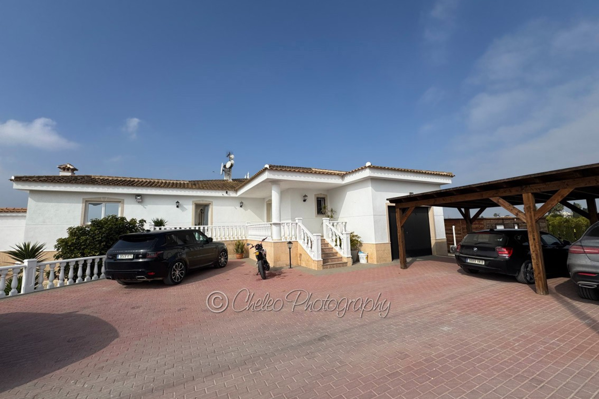 Herverkoop - Villa -
Rojales