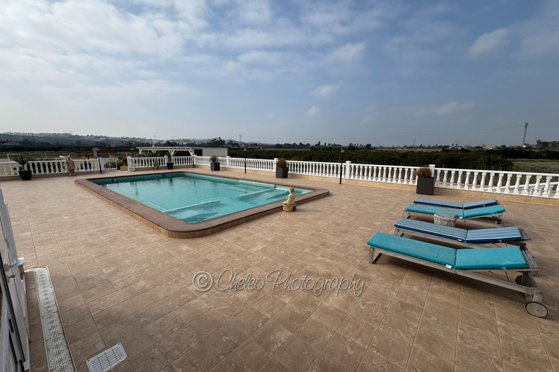 Herverkoop - Villa -
Rojales