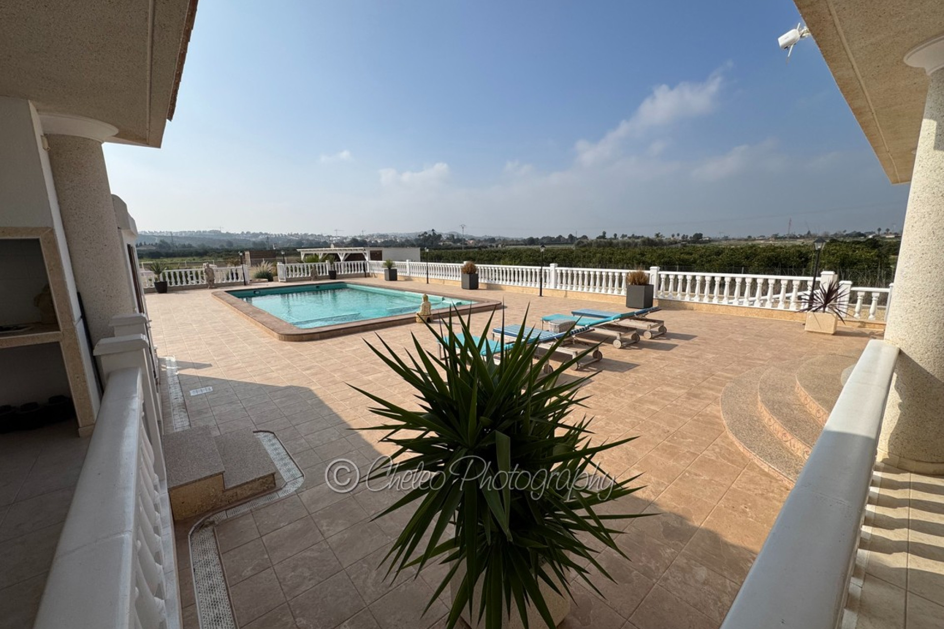 Herverkoop - Villa -
Rojales