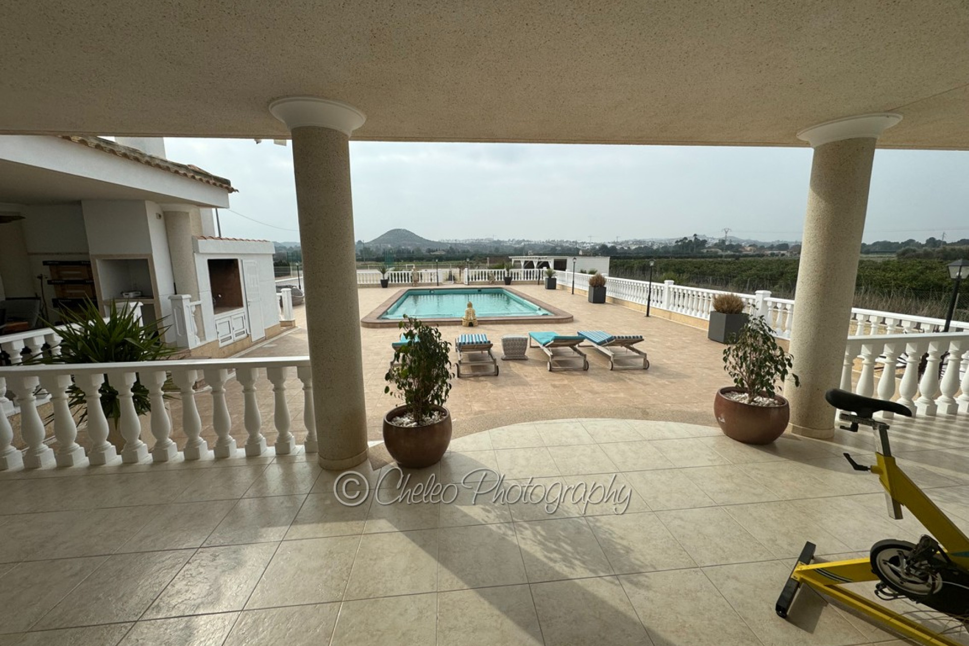 Herverkoop - Villa -
Rojales