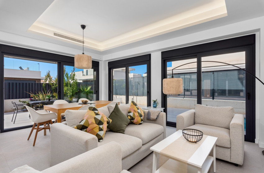 Herverkoop - Villa -
San Fulgencio - La Marina