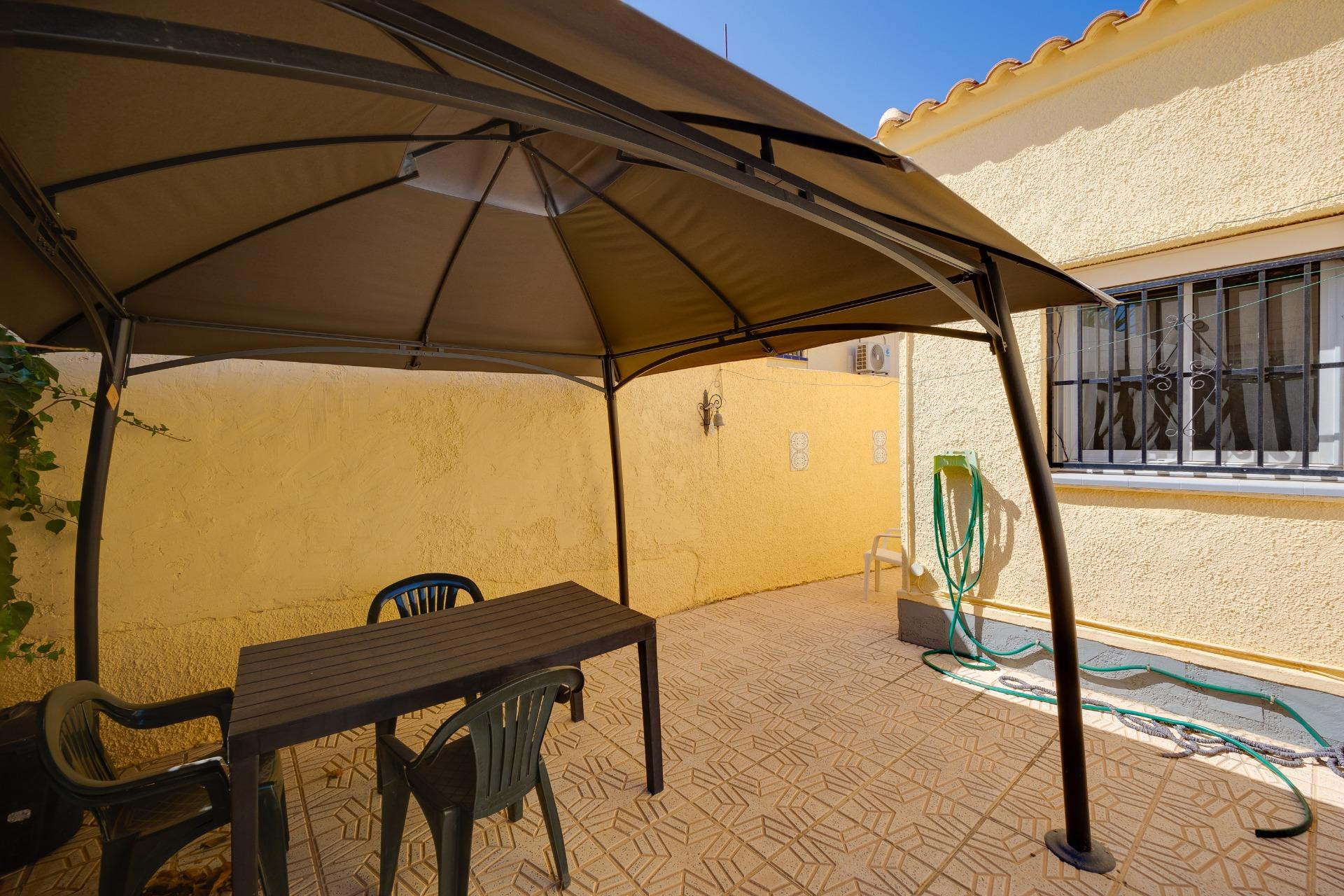 Herverkoop - Villa -
San Fulgencio - La Marina