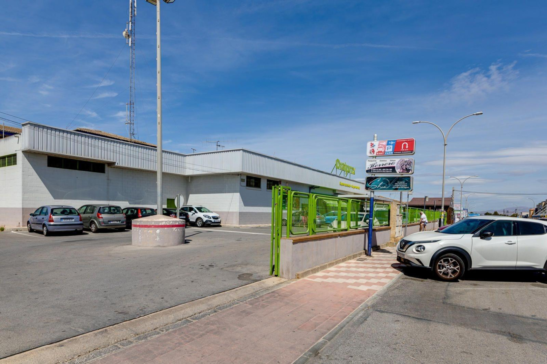 Herverkoop - Villa -
San Fulgencio - La Marina