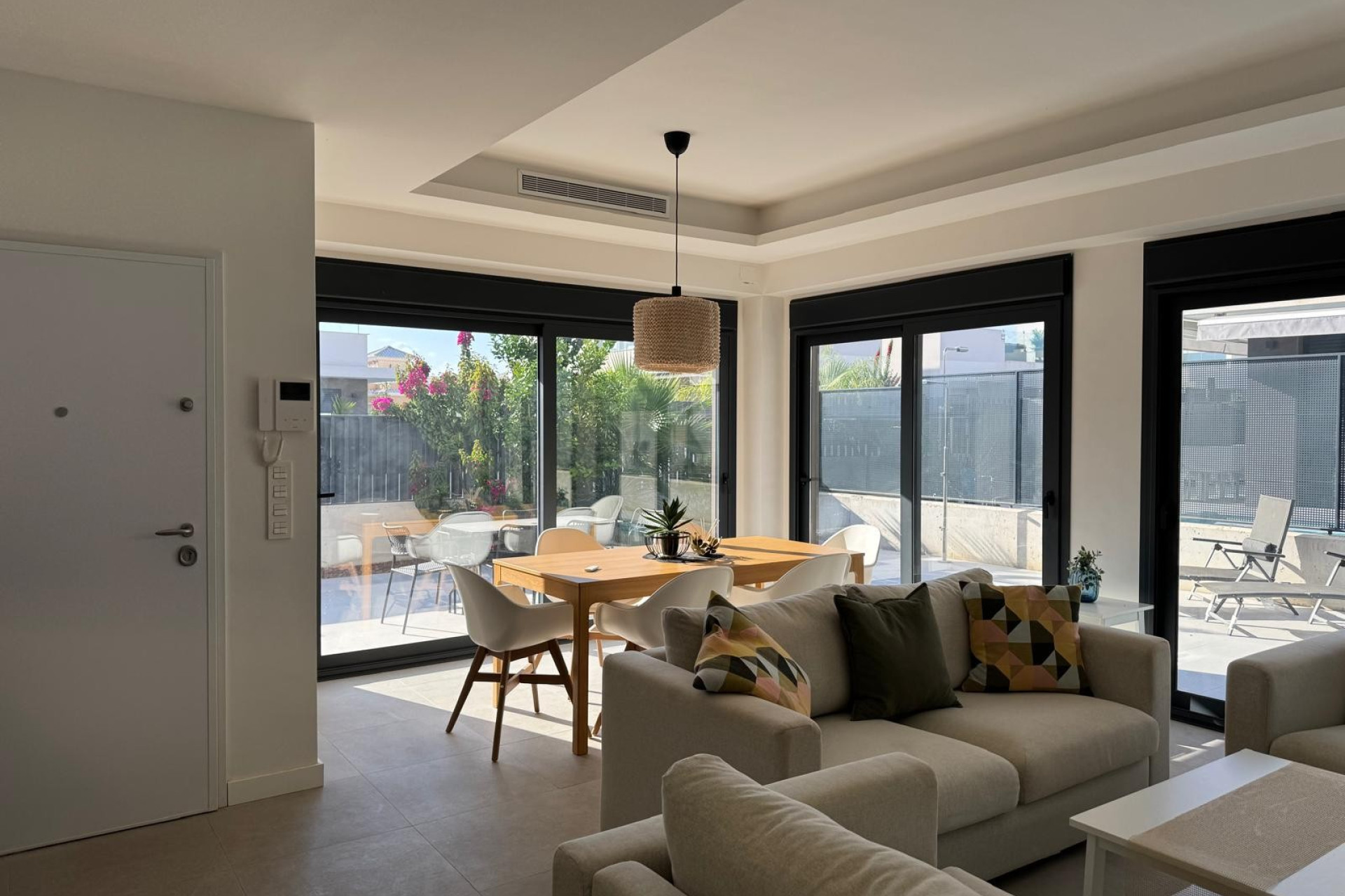 Herverkoop - Villa -
San Fulgencio