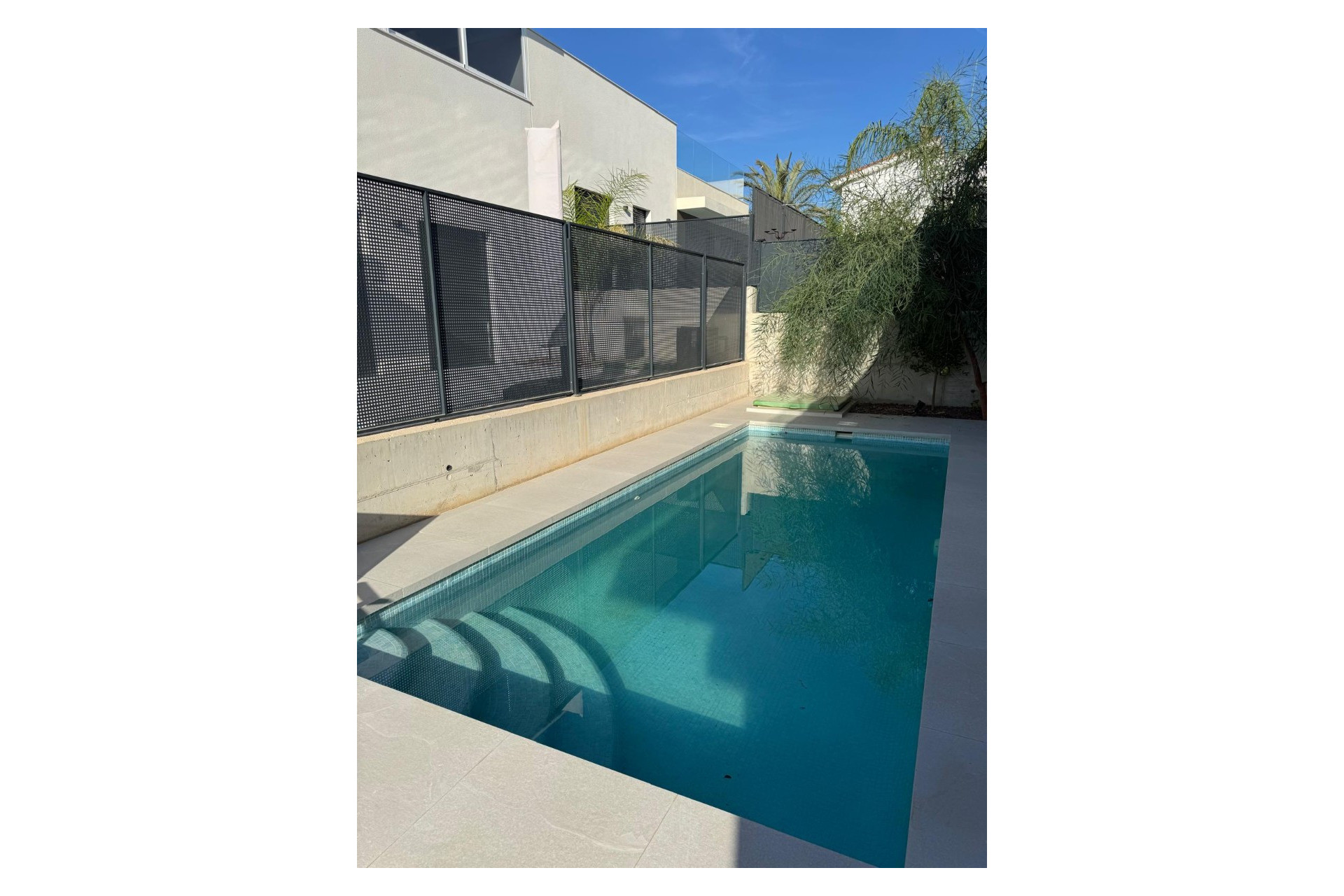 Herverkoop - Villa -
San Fulgencio