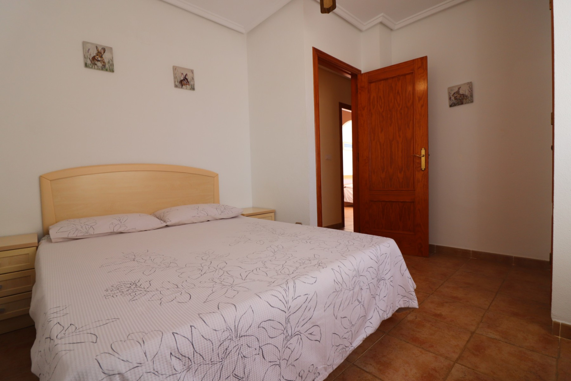 Herverkoop - Villa -
San Miguel de Salinas - Lake View Mansions
