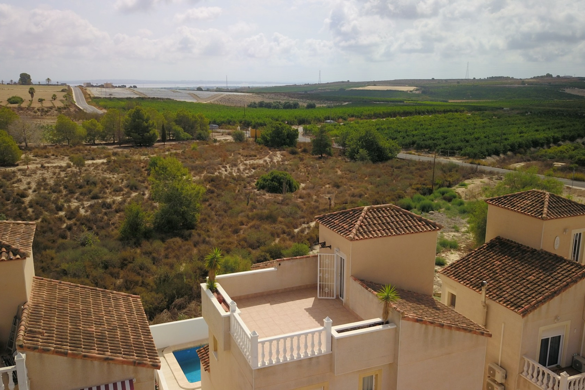 Herverkoop - Villa -
San Miguel de Salinas - Lake View Mansions