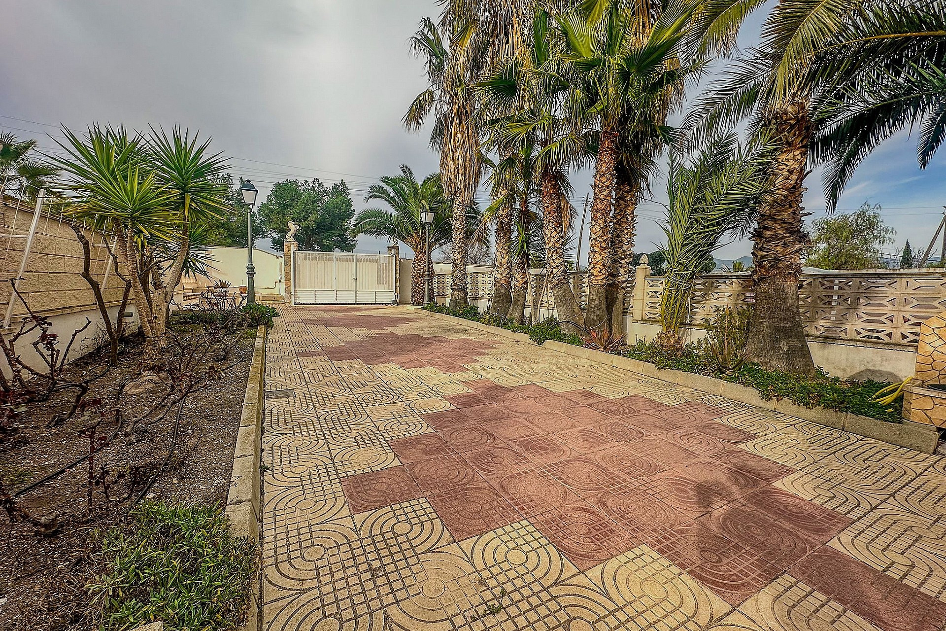 Herverkoop - Villa -
Sax